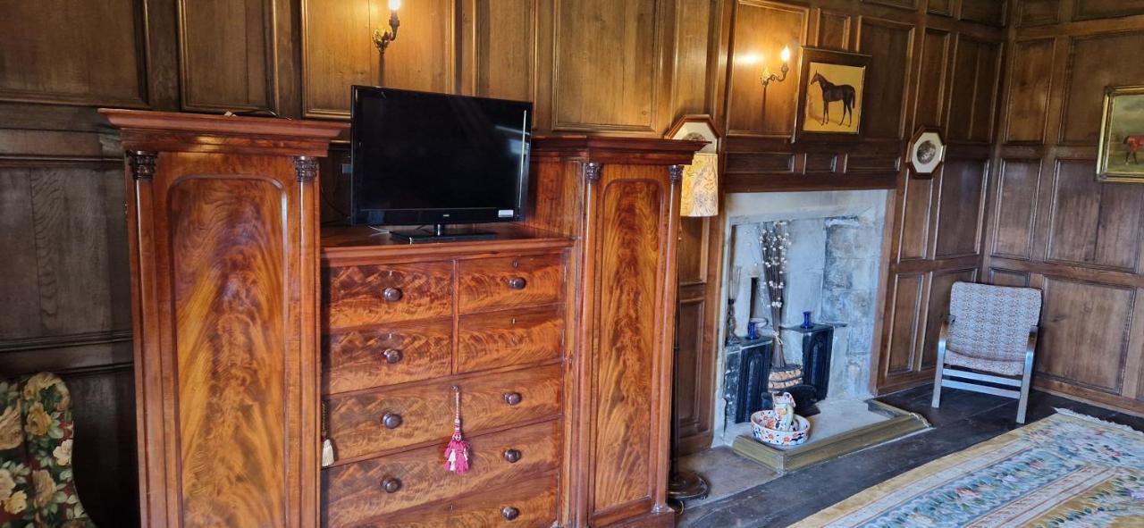 Braithwaite Hall Bed & Breakfast Middleham Esterno foto