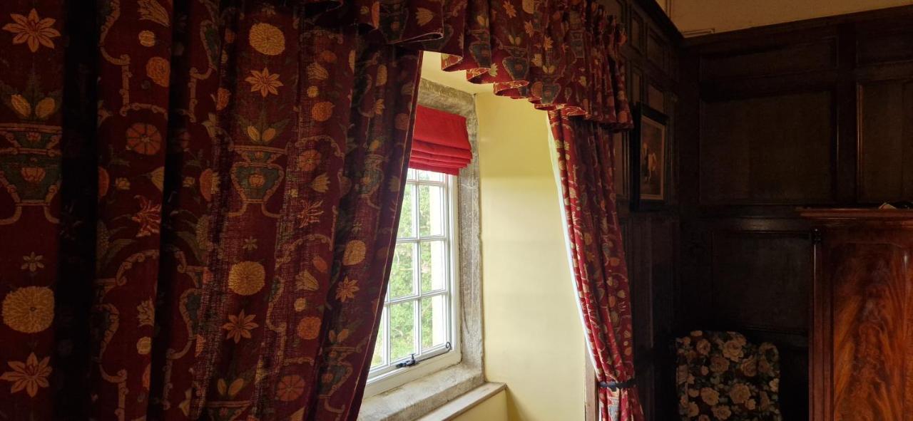 Braithwaite Hall Bed & Breakfast Middleham Esterno foto