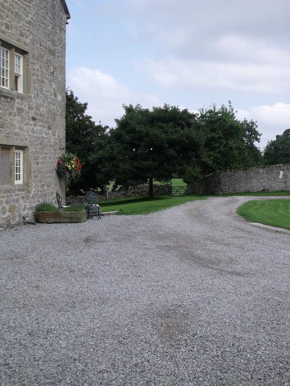 Braithwaite Hall Bed & Breakfast Middleham Esterno foto