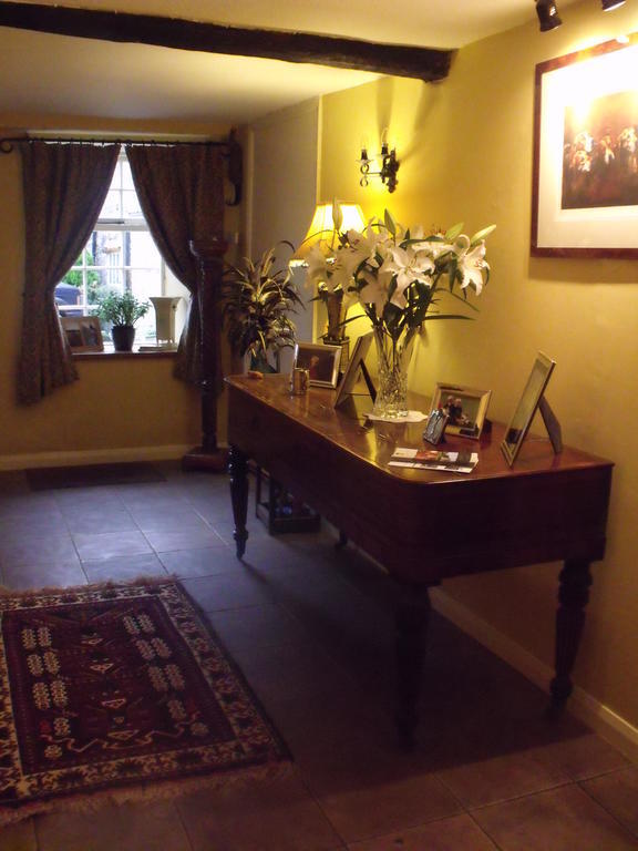 Braithwaite Hall Bed & Breakfast Middleham Esterno foto
